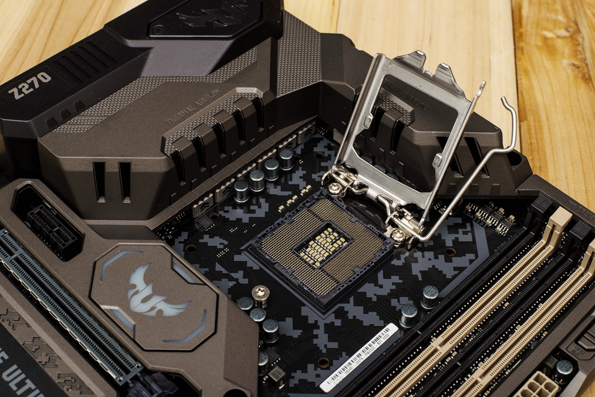 华硕电脑玩生化危机,华硕无畏15i生化危机