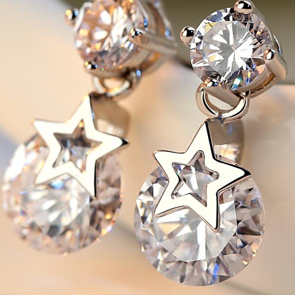 戴着耳钉怎么清洁耳洞,耳钉戴久了耳洞臭怎么解决