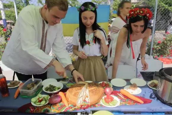 大连外国语大学现在让进吗,大连外国语大学怎么样了