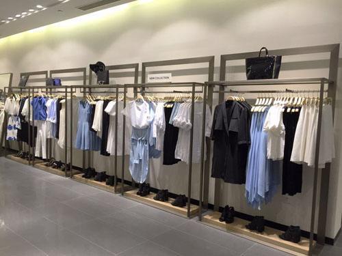 优衣库ur的这波新品太美了,ur与优衣库哪个档次高