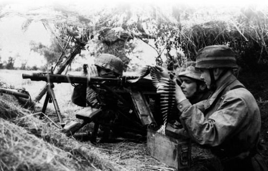 二战德军空降师绿魔鬼,二战德军伞兵的传奇之战