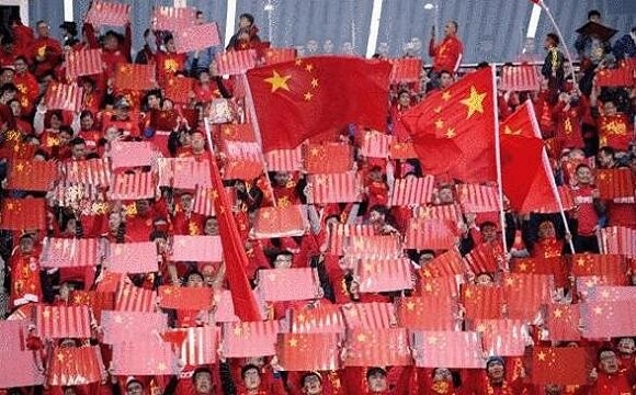 中国国足战胜韩国,国足1-0击败韩国解说