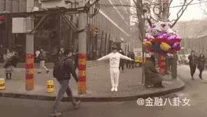 我出柜了，你愿意给我一个拥抱吗？