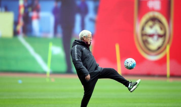 国足比赛经典评论,国足输了后搞笑官方回应