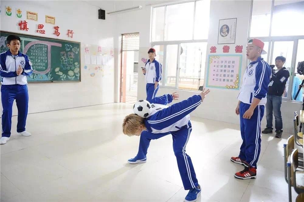 170322历史上的今天，鹿校草厦门录制跑男