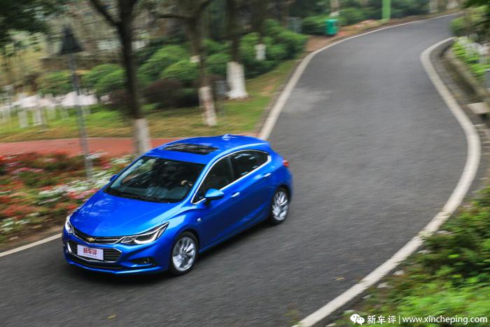科鲁兹两厢车试驾体验,雪佛兰科鲁兹两厢试驾