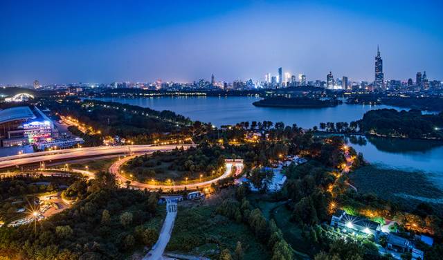 南京哪个区离新街口近,南京南边有哪几个区