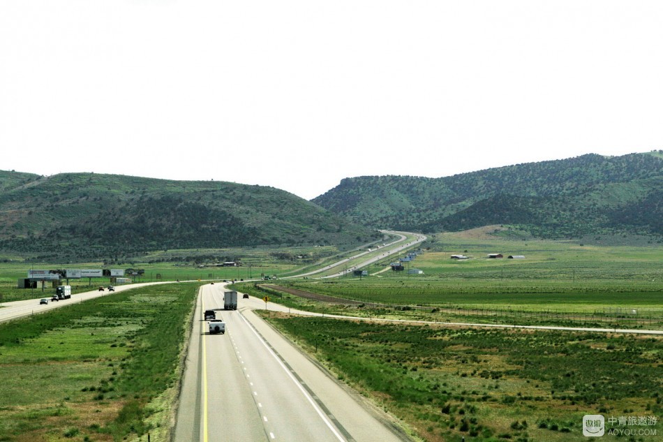 “敌兵”驾车我旅游