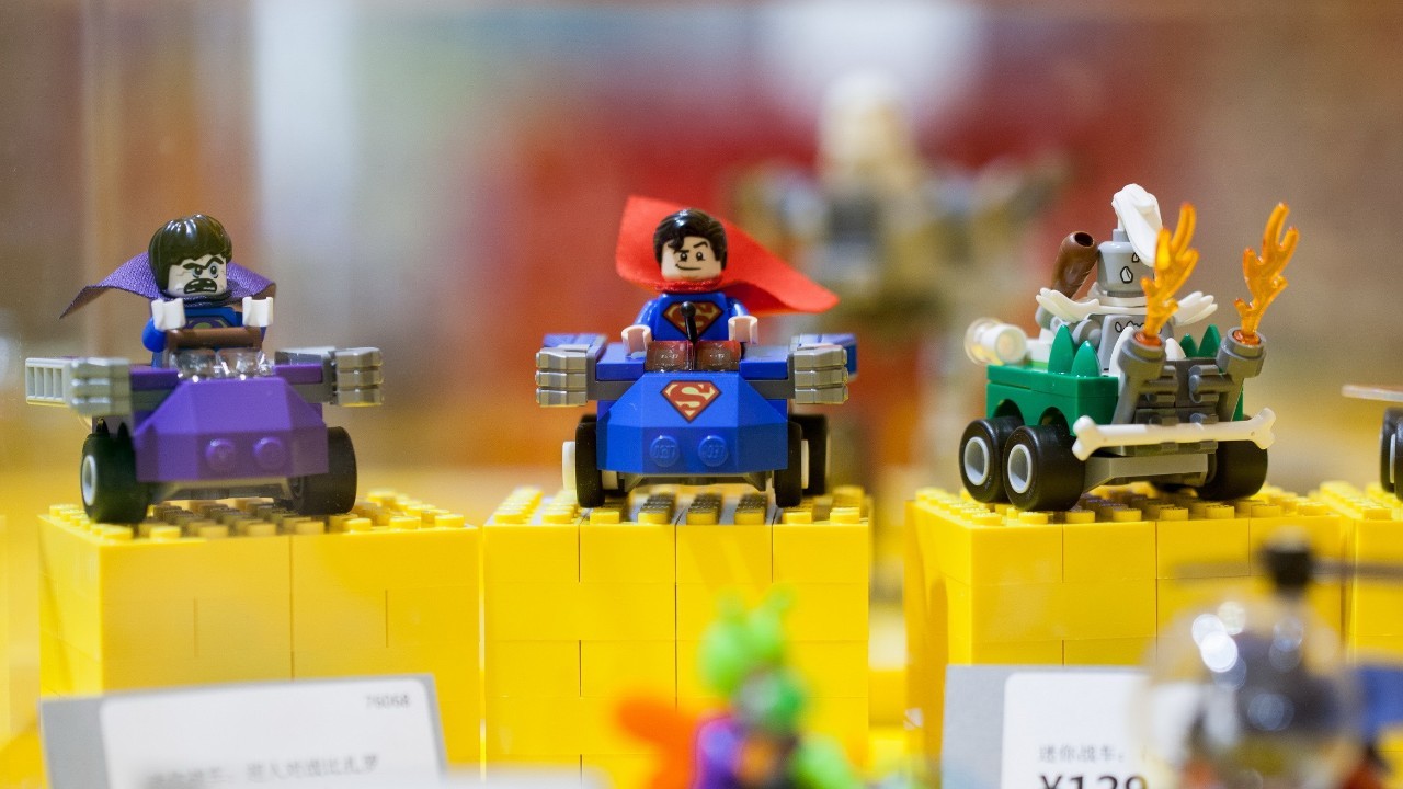 魔都开了大陆首家乐高授权专卖店,积木迷们都疯了!小申手把手,教你怎么买