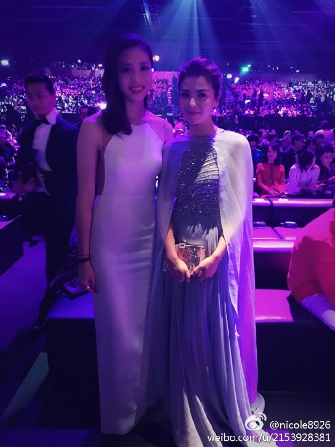 美爆了！最美队长如刘涛，黑超遮面霸气女神，日本第一美女哭晕！