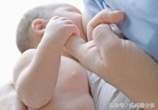 母乳不足奶水清,奶水不够怎么办怎样坚持母乳喂养
