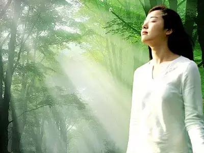 养肺经常拍打两个地方肺好,肺不好有什么症状该如何养肺