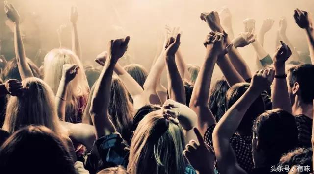 欲，越痒越搔越痒；望，越慌越想越慌