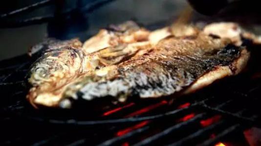 万州烤鱼全过程教程,最详细的万州烤鱼教程