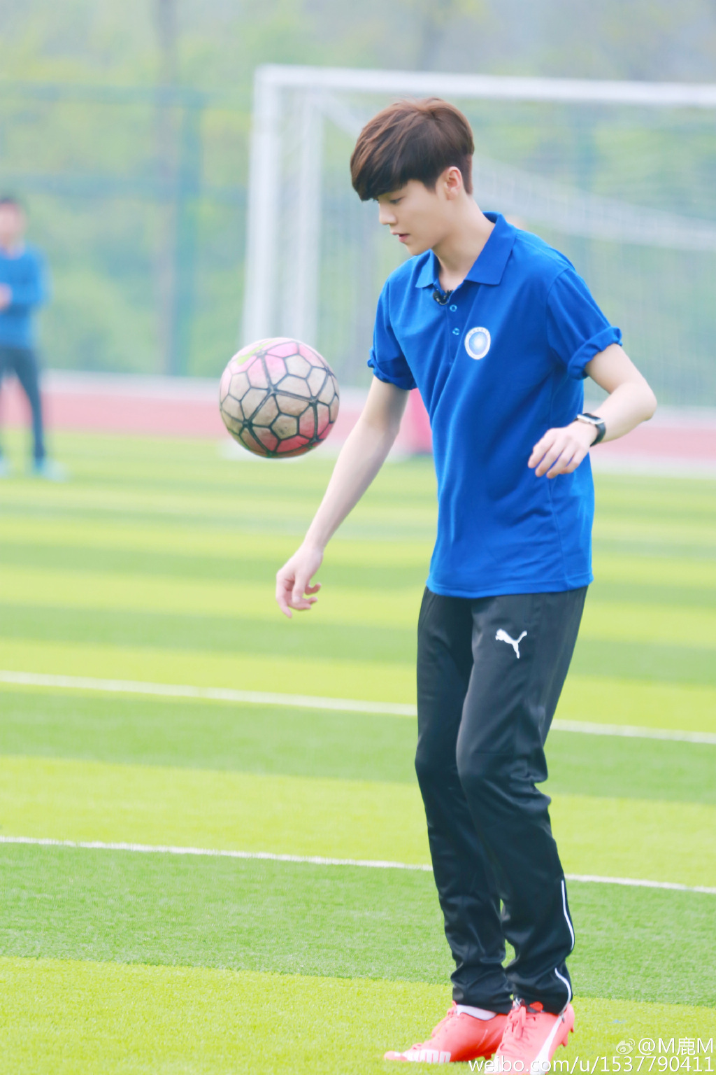 国足鹿晗比拼跑男,国足鹿晗