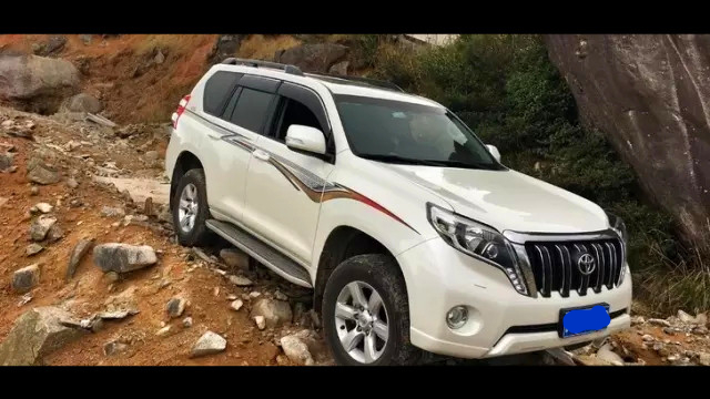 普拉多2700山路,山路试驾霸道2800柴油