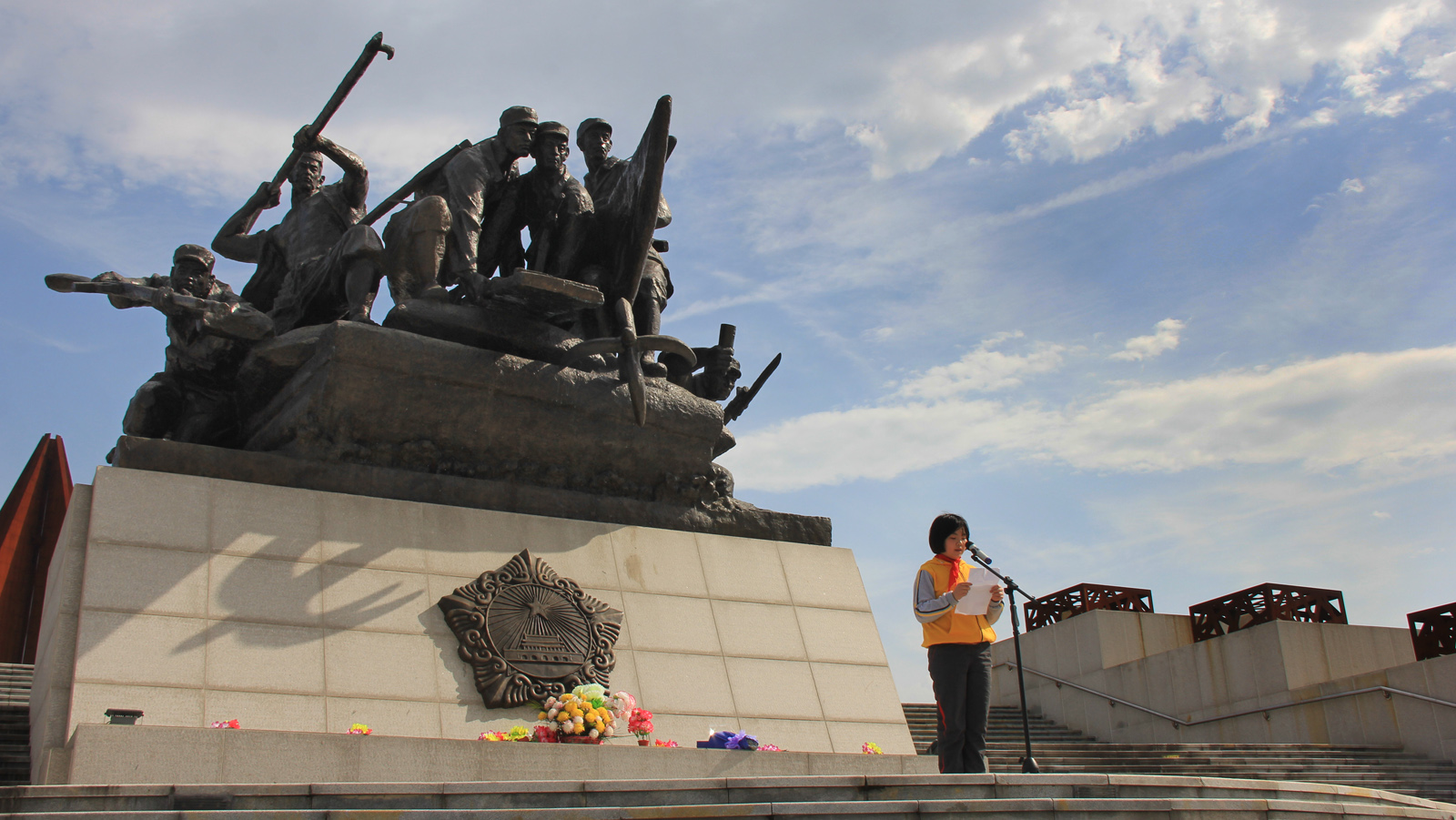 安庆革命先烈事迹,学校缅怀革命先烈新闻报道