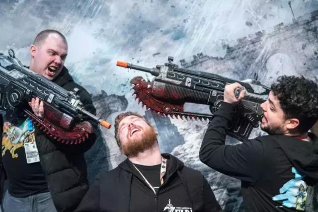 是谁，瞬间征服了PAX的三万玩家？！