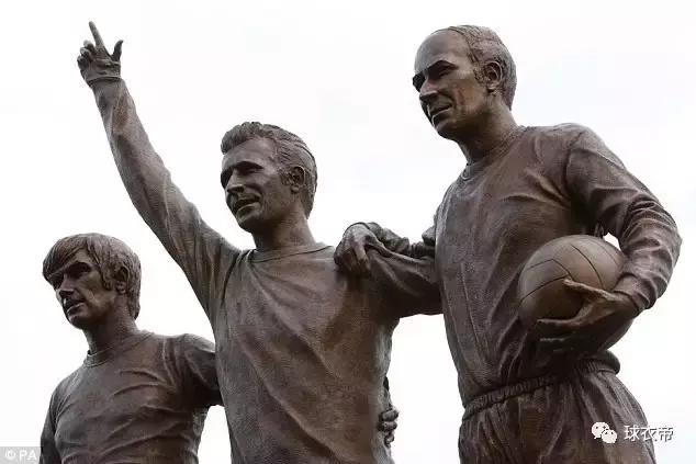 曼联二客欧冠版球衣,曼联客二球衣