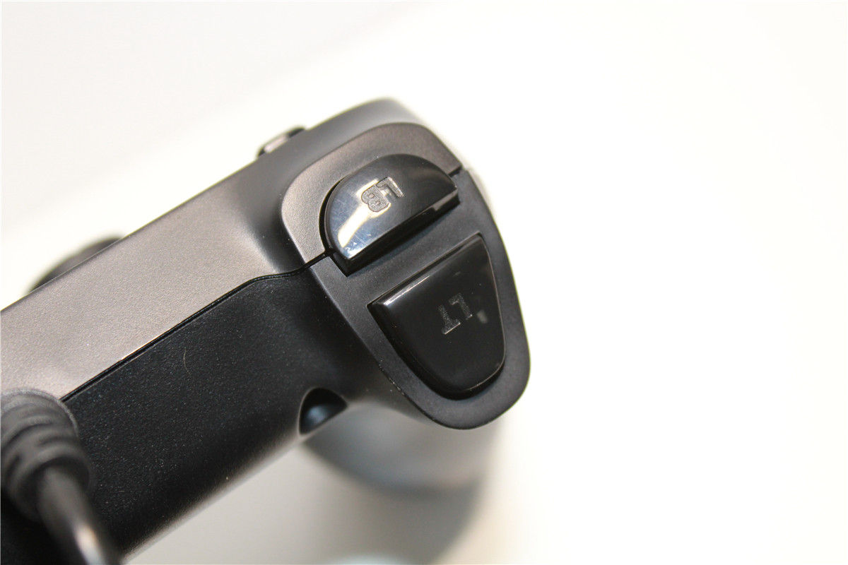 北通蝙蝠3蓝牙手柄,北通蝙蝠三蓝牙游戏手柄连接说明