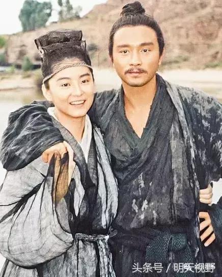 人物——怪你过分美丽，即使错过了你的时代也着迷！