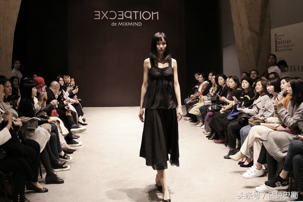 时尚和文化结合,例外夏装