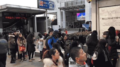 还在找代购买鲍师傅、杏花楼？NO~南京的爆款美食就够你吃的了！