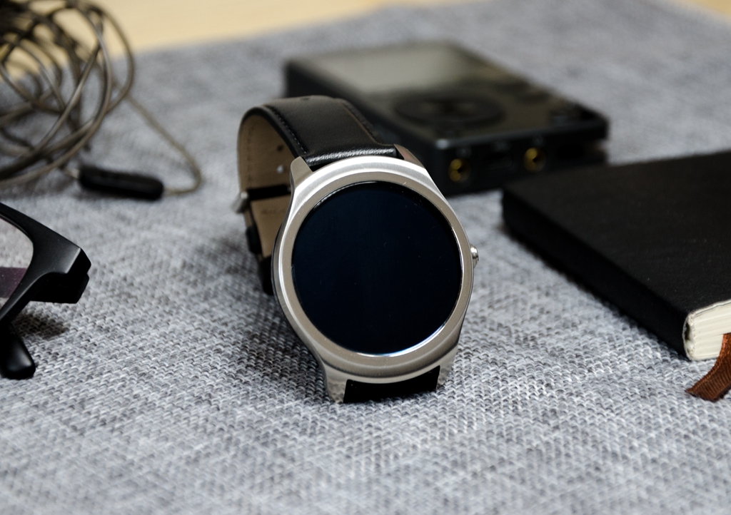 续航长支持esim可回微信的手表,ticwatch2经典版续航