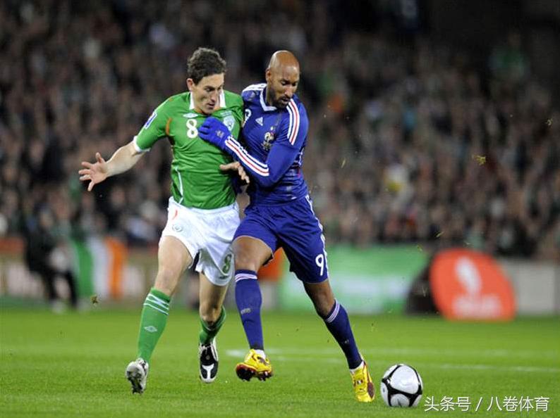 别人骂我们不会踢球的霸气回语,为什么教练骂我我都不会发火