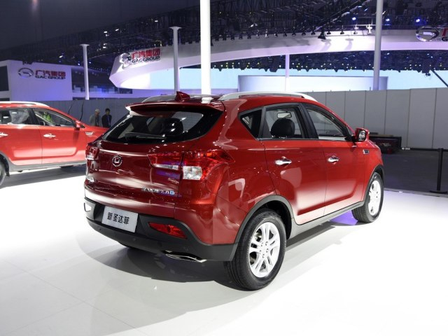 车长4米4，前脸神似林肯，7万起，配5年质保，叫板吉利？