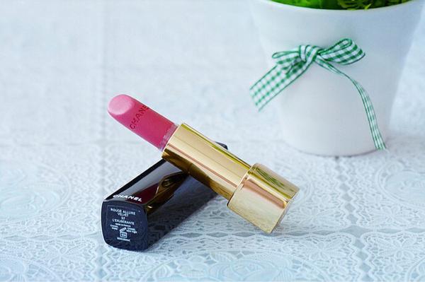 这年头，没有这几款口红，就憋跟男神说话