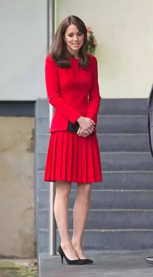 牛！这个英国妹只花了白菜价，就入手了凯特王妃的行头