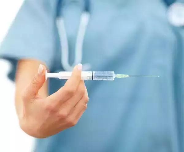 我滴个天呐！男子被木屑刺伤一个月后突发重病险丧命！