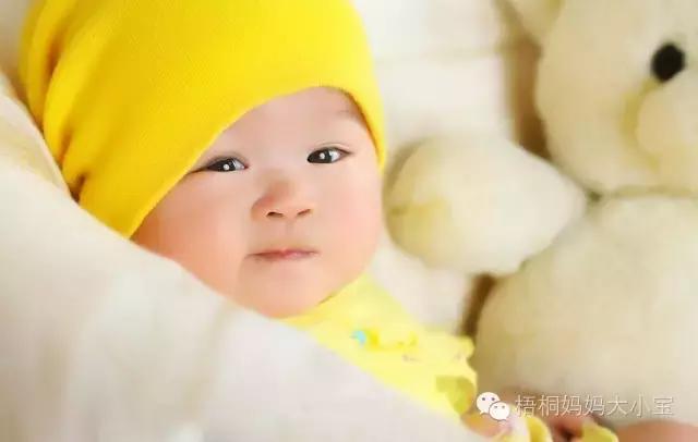 母乳宝宝正常的大便怎样的,母乳奶粉混合喂养大便怎样才正常