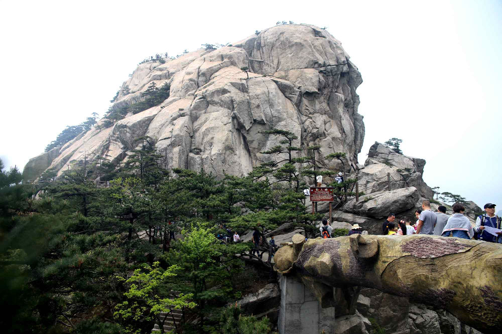 山东领秀户外:千里挺进大别山,众雄傲视天堂寨