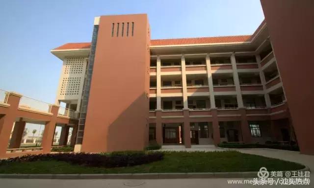 汕头金中学校的环境,汕头金中海湾校区环境