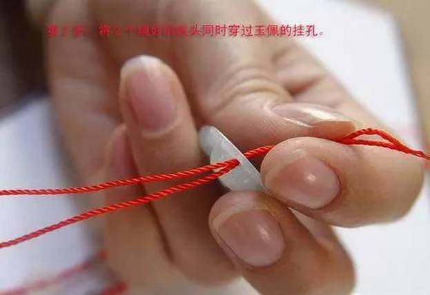 怎样穿手串三通佛头,手串佛头怎么穿小妙招