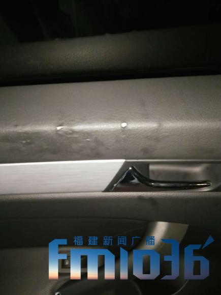 怪异！*萨特帕**连续出现神秘“起泡”4S店称从未见过