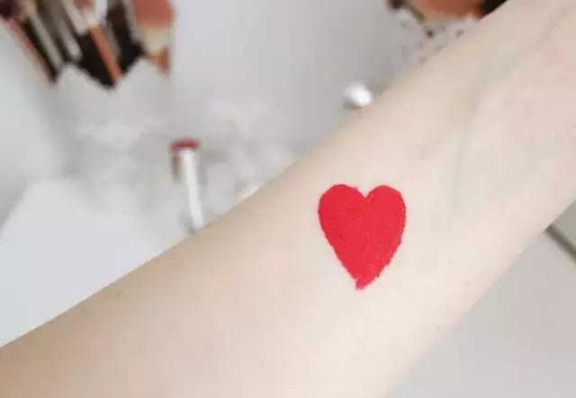 有哪些平价实用的口红,又平价又好用的口红