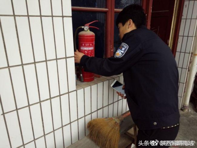 4月10日政法微博中的渭南公安干警（组图）