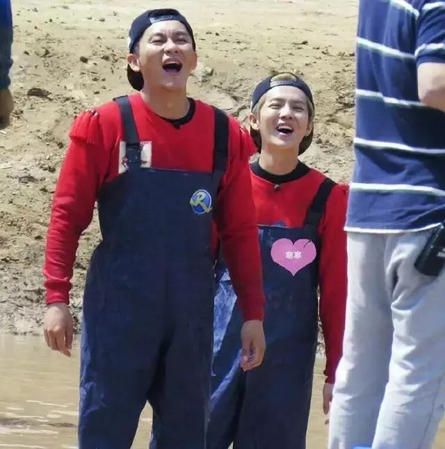 邓超和鹿晗真的是父子关系吗,邓超和鹿晗真的是亲生父子吗