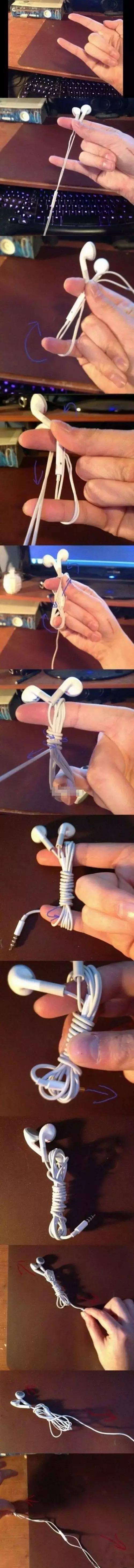 耳机线收束带,耳机线拔出来一点才可以正常使用