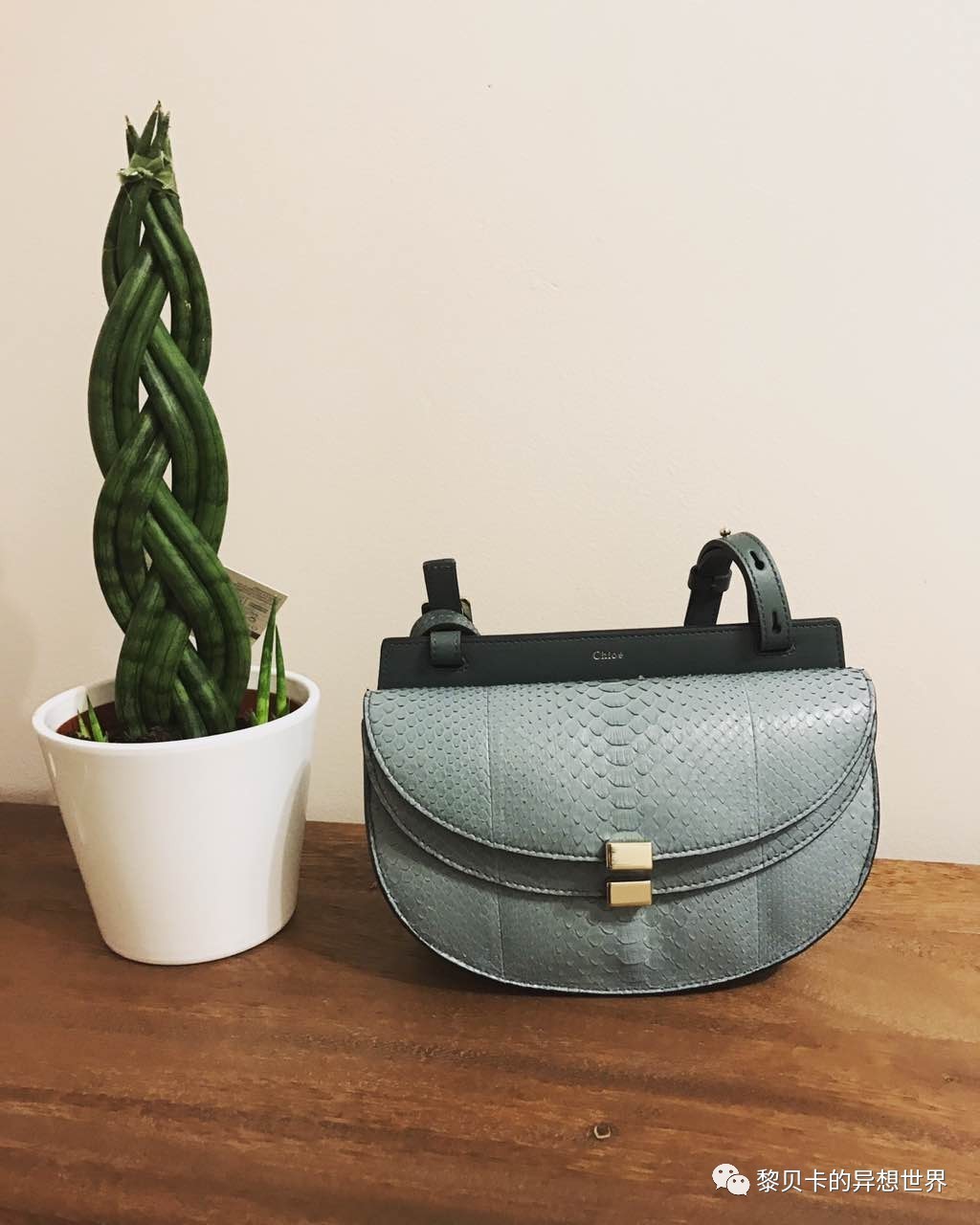 不想出门一出门就害怕,不想出门一要出门就焦虑