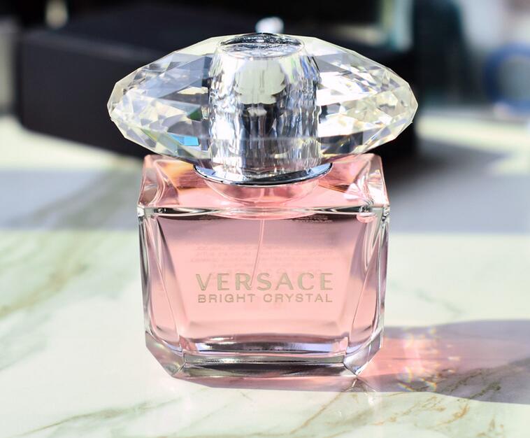 小清新的女生适合什么香水,小清新香水推荐大牌200左右