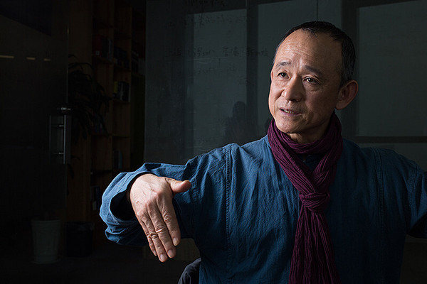 头号陶贩：从地摊卖烟灰缸到台湾80%的茶人茶馆都用他做的茶器