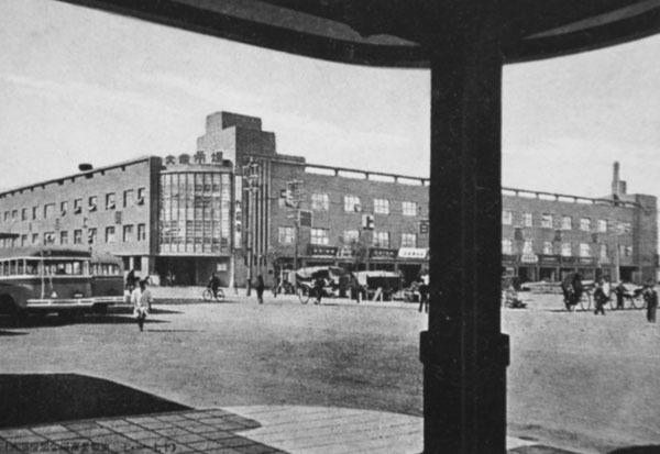 循着时间的绳索｜老大连的繁华商业带