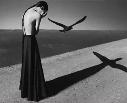 如果生活不如意那就开玛莎拉蒂,人生得意不如开玛莎拉蒂