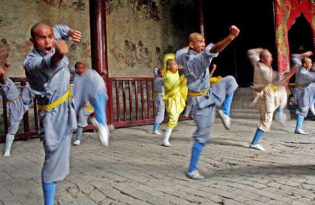 关于打架斗殴的打油诗,关于打架的打油诗