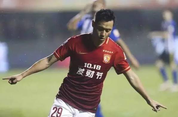 奇葩足球球衣,最新球衣广告