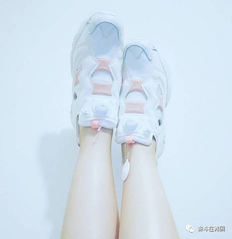 换季该买什么鞋子,换季买什么鞋子好看